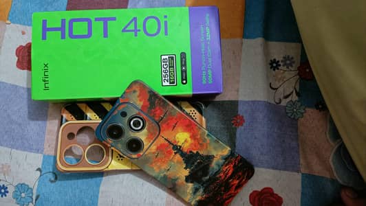 hot 40i bus box ha no charging ood better  good cameras condition 10.9
