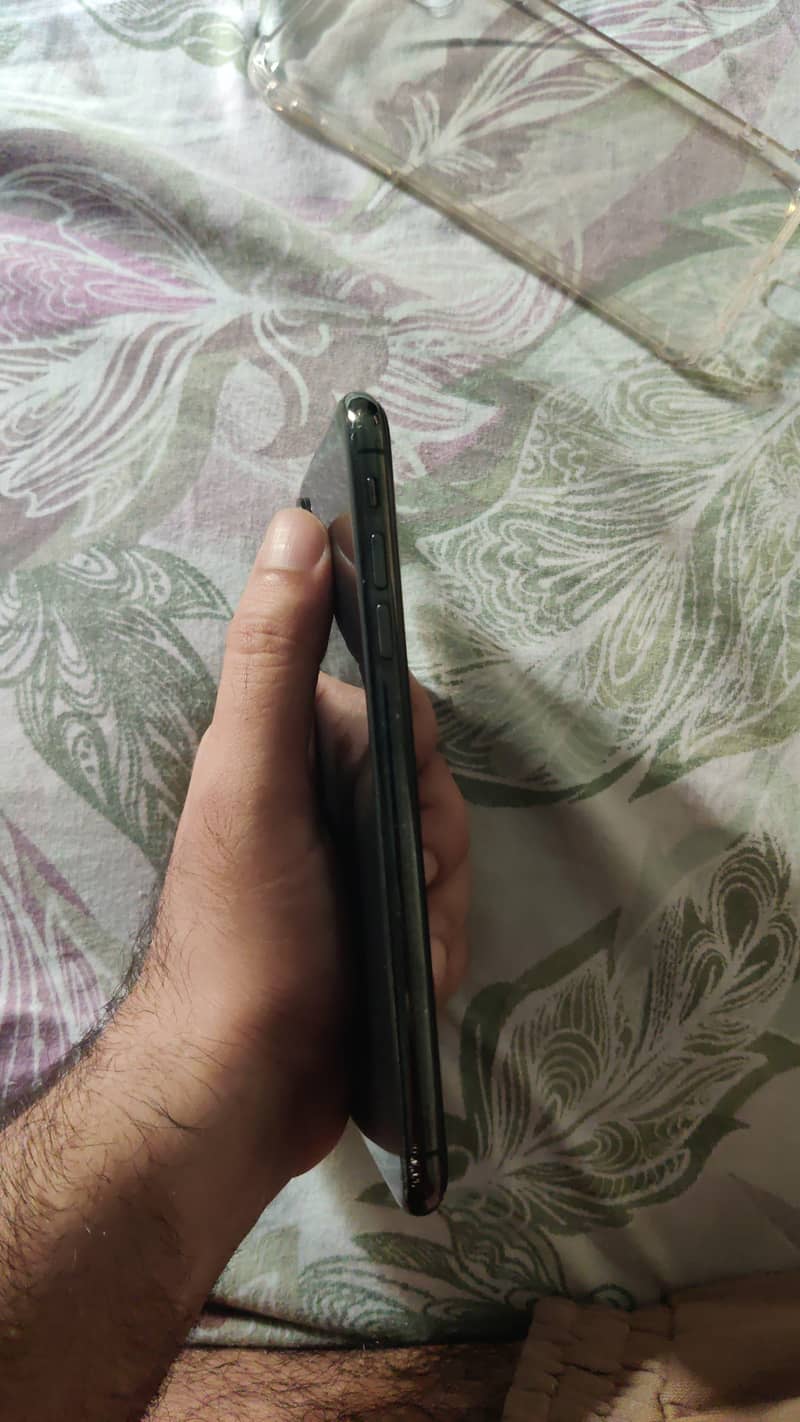 iphone XS Max 6
