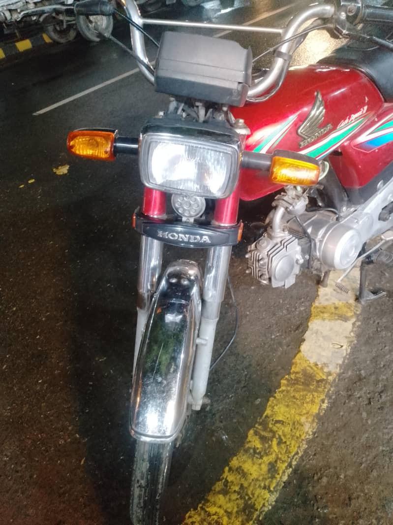 CD 70 model 2016 good condition document clear 4