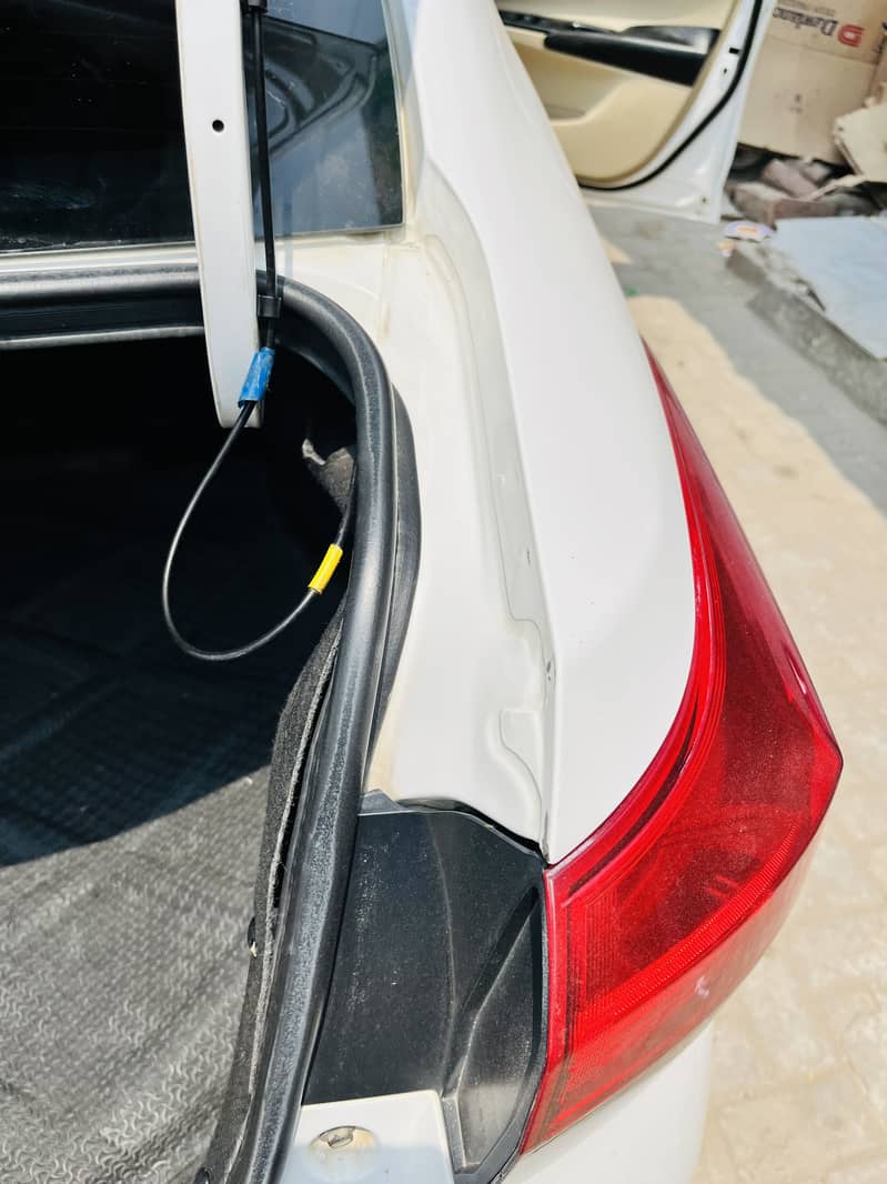 Yaris 9