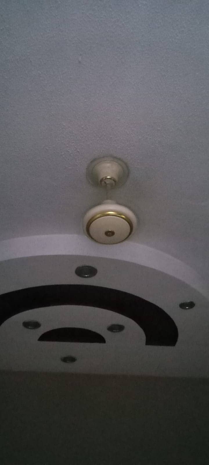 Ceiling fan 0
