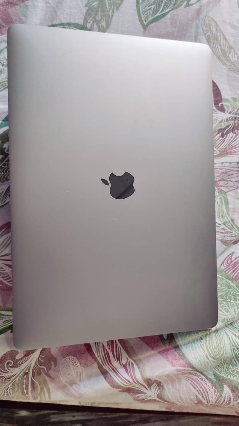 MacBook pro 2016 0
