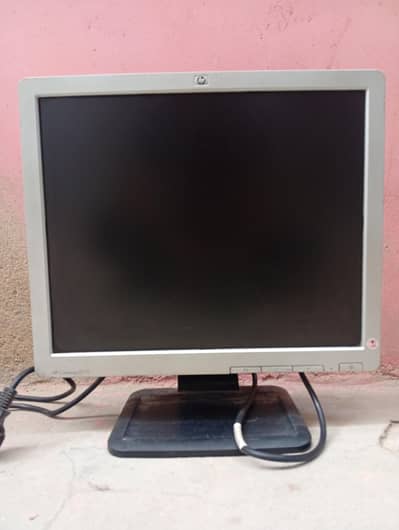 HP 17 inch LCD Monitor