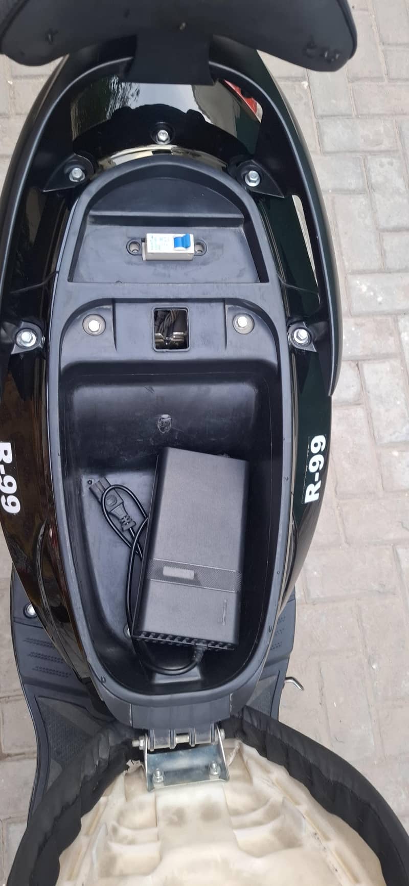 EV SCOOTY 3