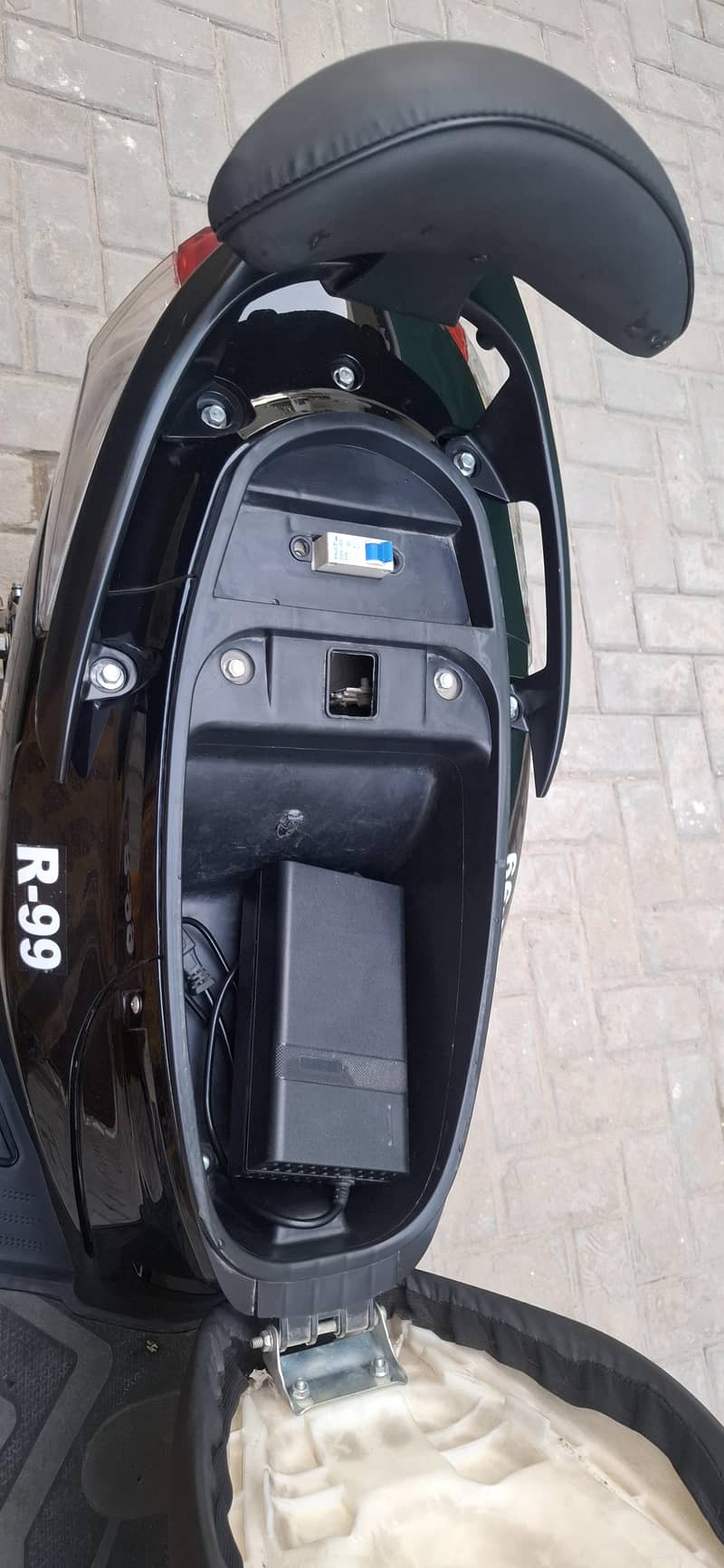 EV SCOOTY 4