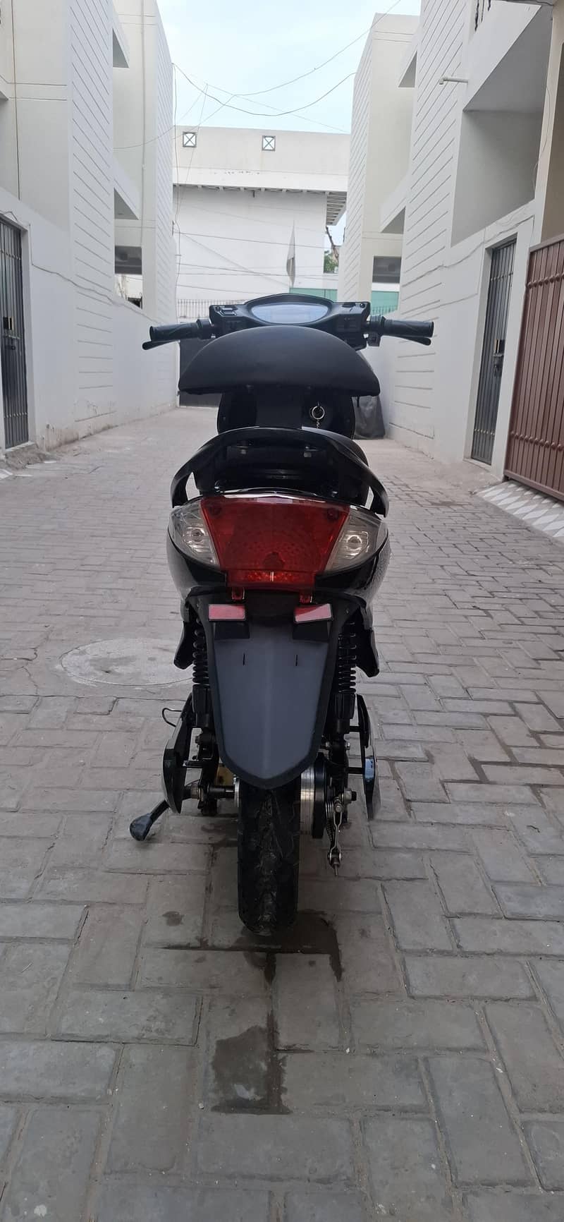 EV SCOOTY 8