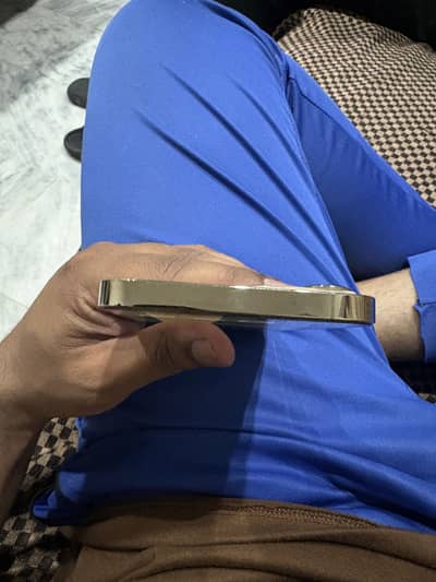 Iphone 12 pro max jv