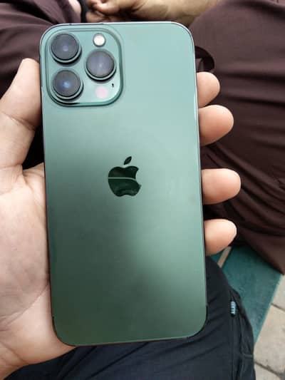 13pro max 10/ 10 condition 128 gb 100 battery health
