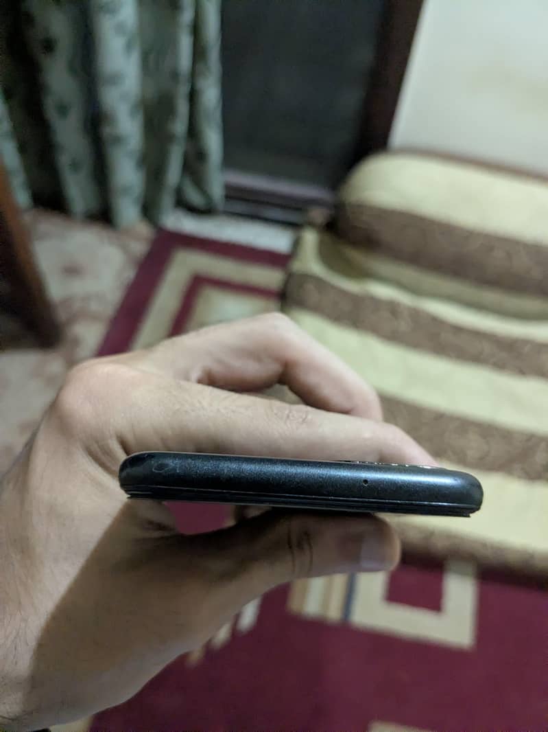 Google Pixel 5 5G 4