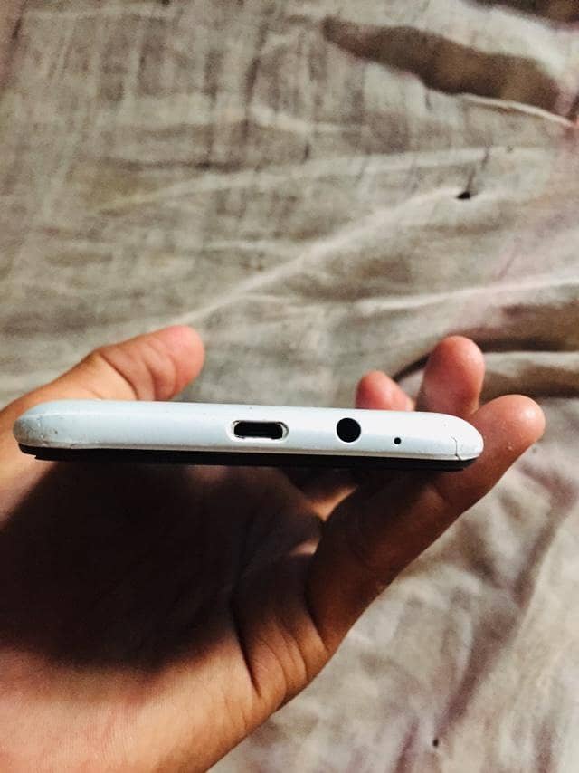 Tecno 3