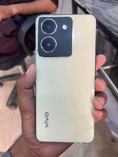 Vivo Y36 8/256 One Handed Used with Box