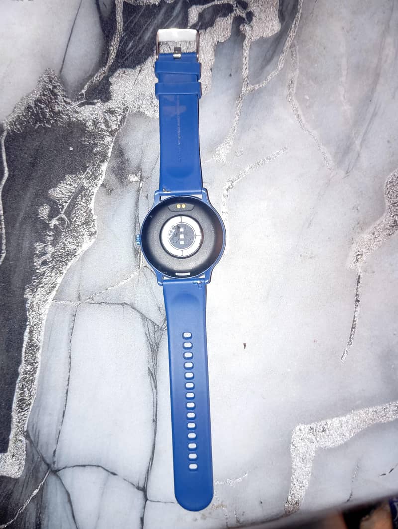 zero Luna  watch 2