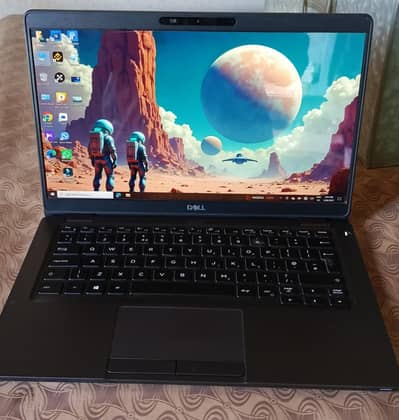 core i5 8 genretoin 5300 tuch screen