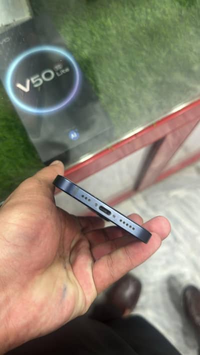 iPhone 12 sell customer