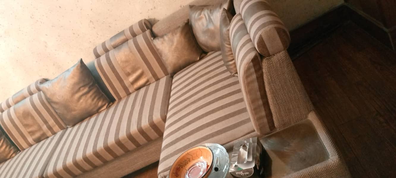 Luxury sofa set 1