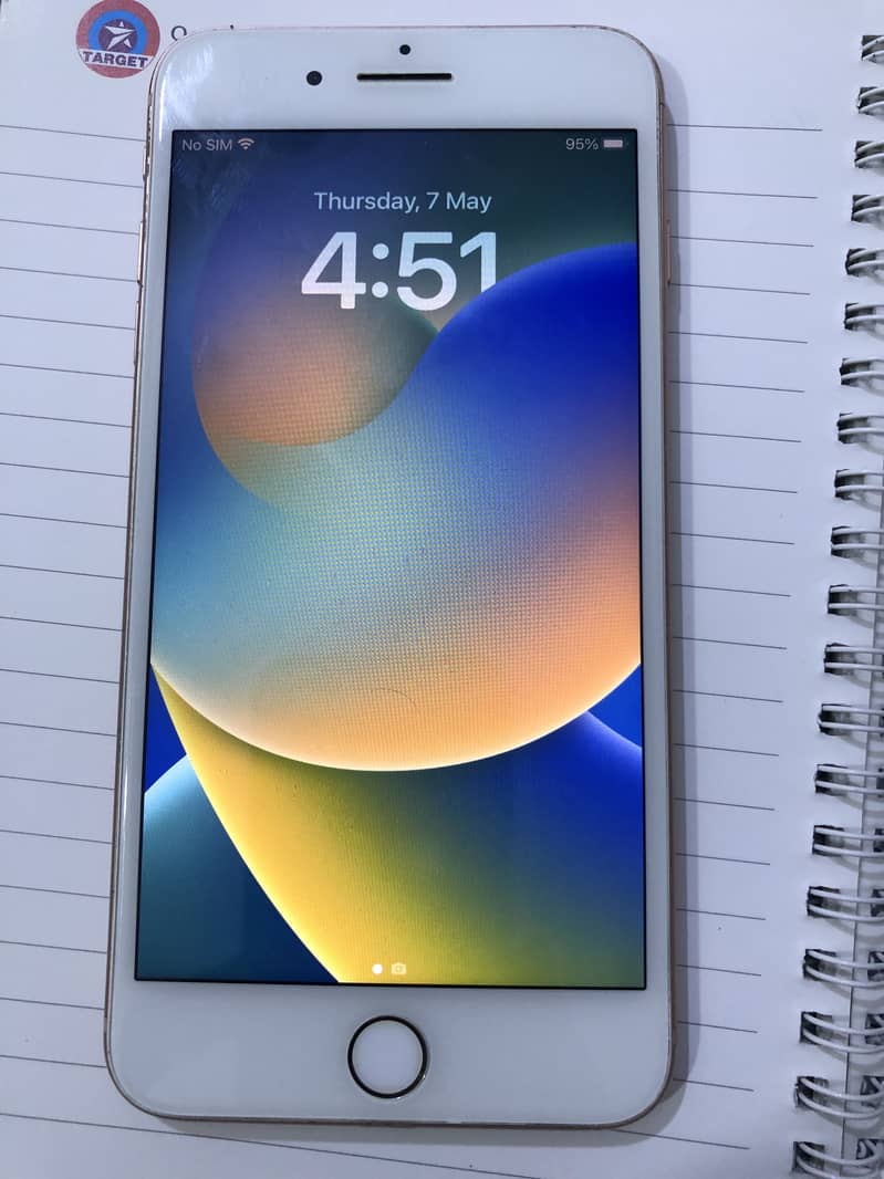 Good condition iPhone 8 Plus 0