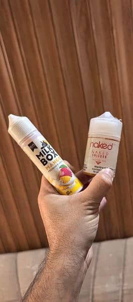 new  bottles 3000 ki lee thi 1500 ki dy doga 1