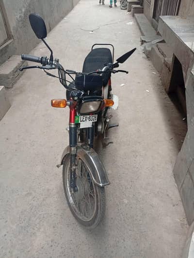 United 70cc 17_B