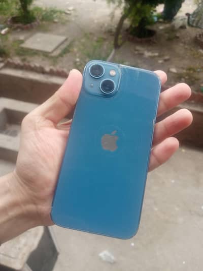 iPhone 13 water pack