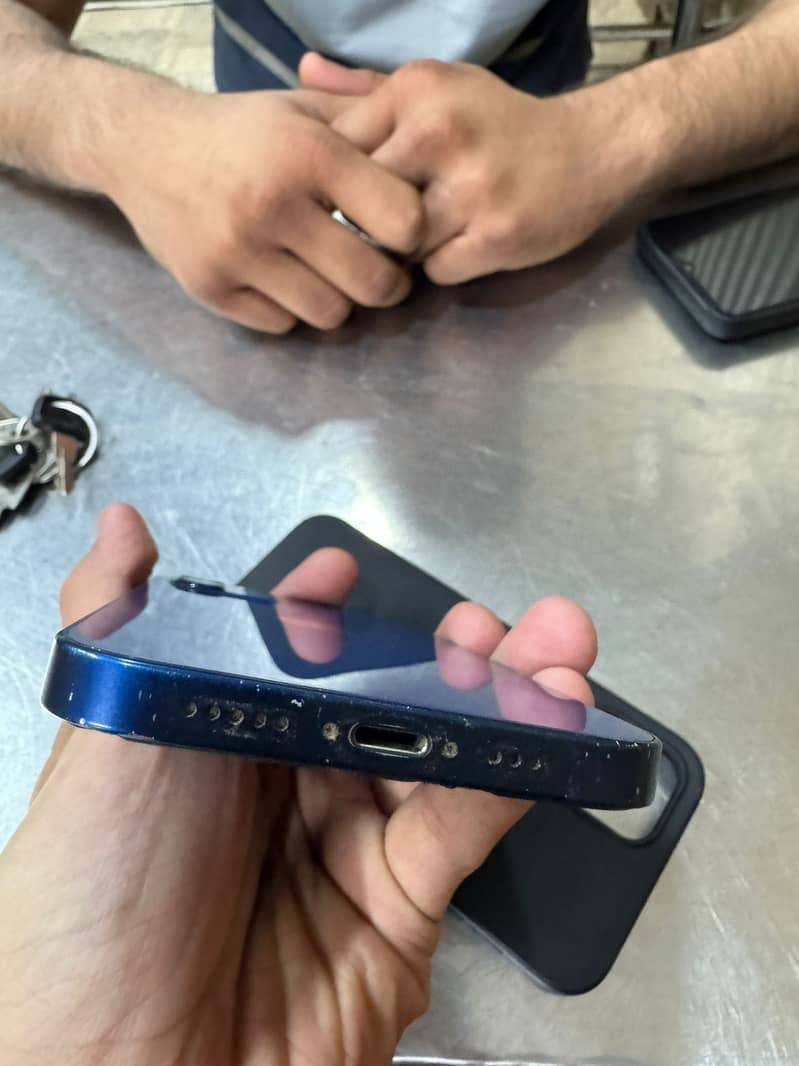 Iphone 12 2