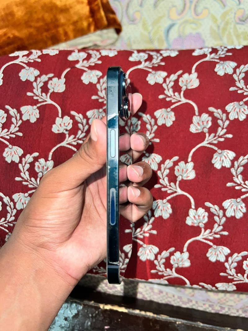 Iphone 14 2