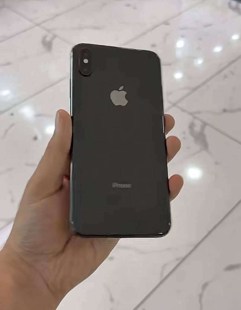 iPhone XS Max 2
