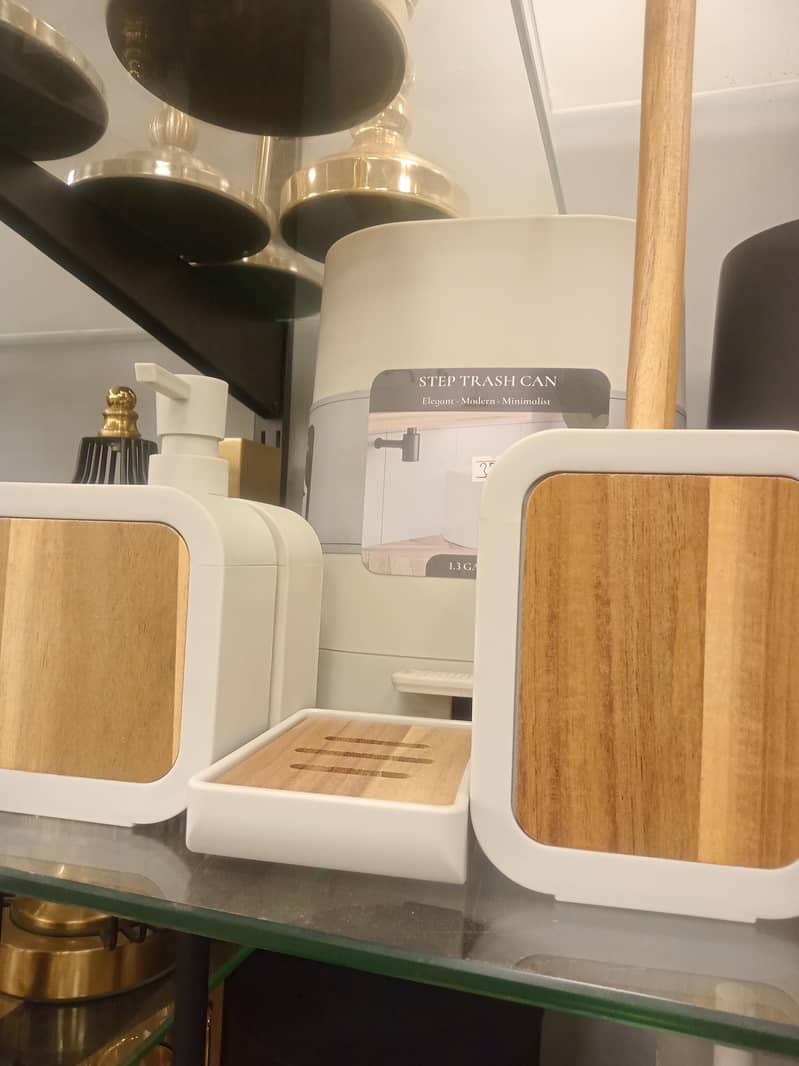 bathroom set 0