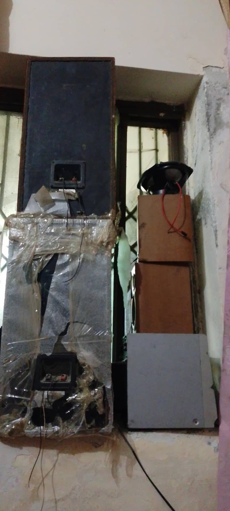 speaker 0