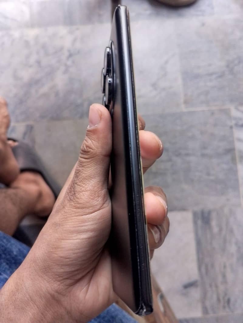 Redmi Note 14 Pro 3