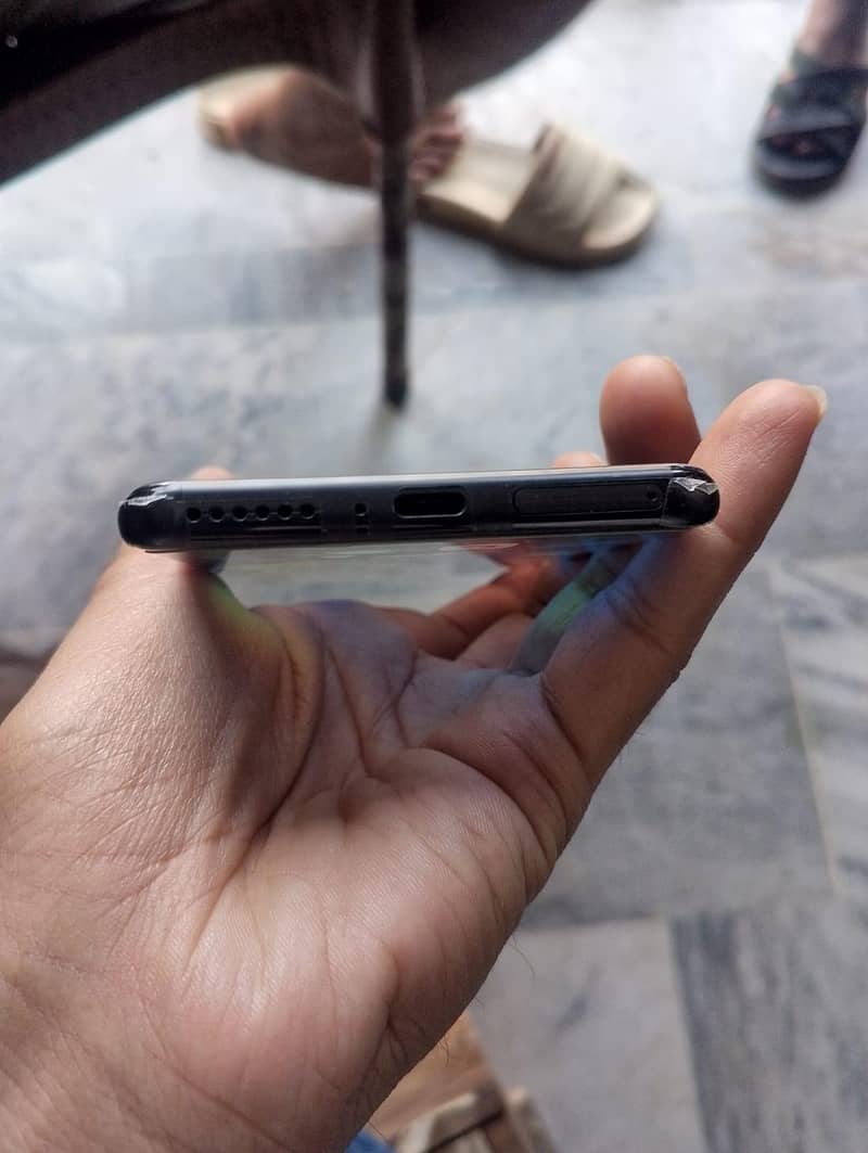 Redmi Note 14 Pro 4