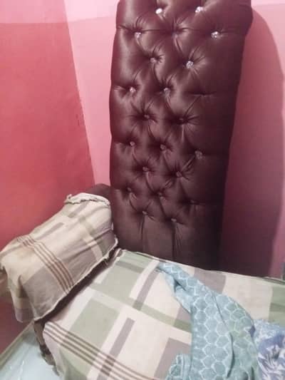 cofee sofa set us available with small table,
