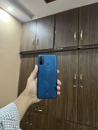 Infinix hot 9 play
