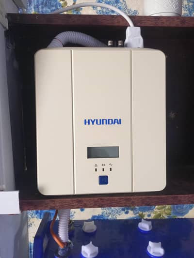 hyundai 12v ups +soler inverter for sale