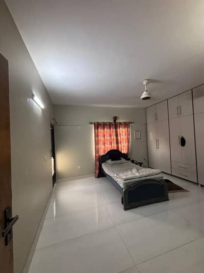 3 BED DD FLAT FOR RENT GULISTAN E JAUHAR BLK 15