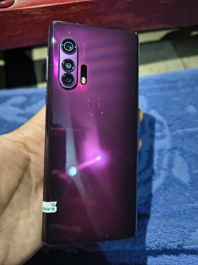 Motorola edge plus 12/256  gaming breast