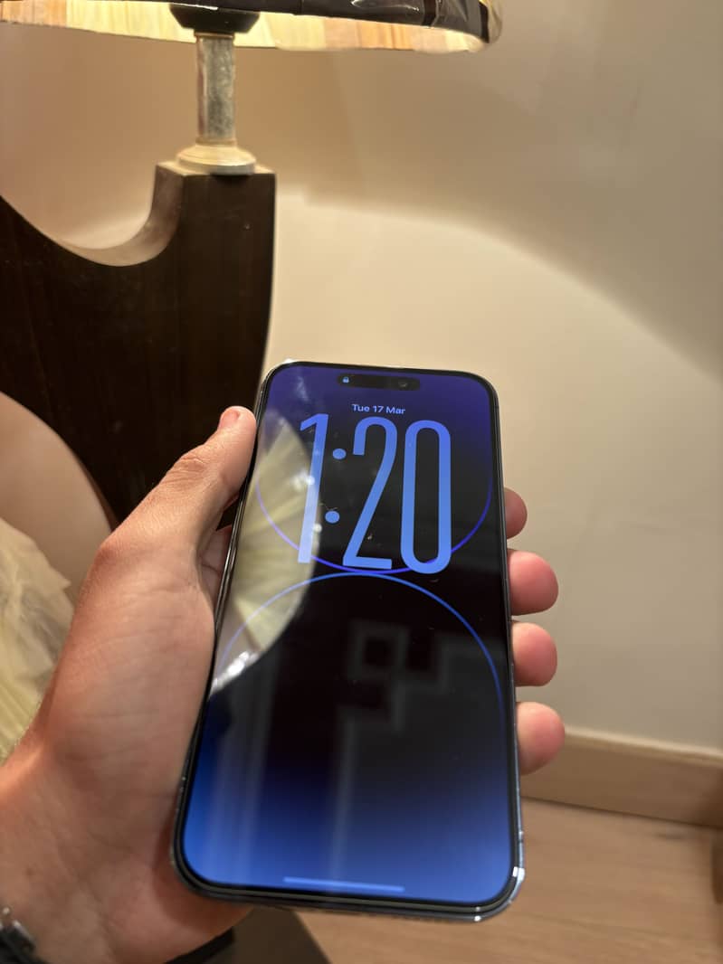 IPhone 14 Pro Max 0