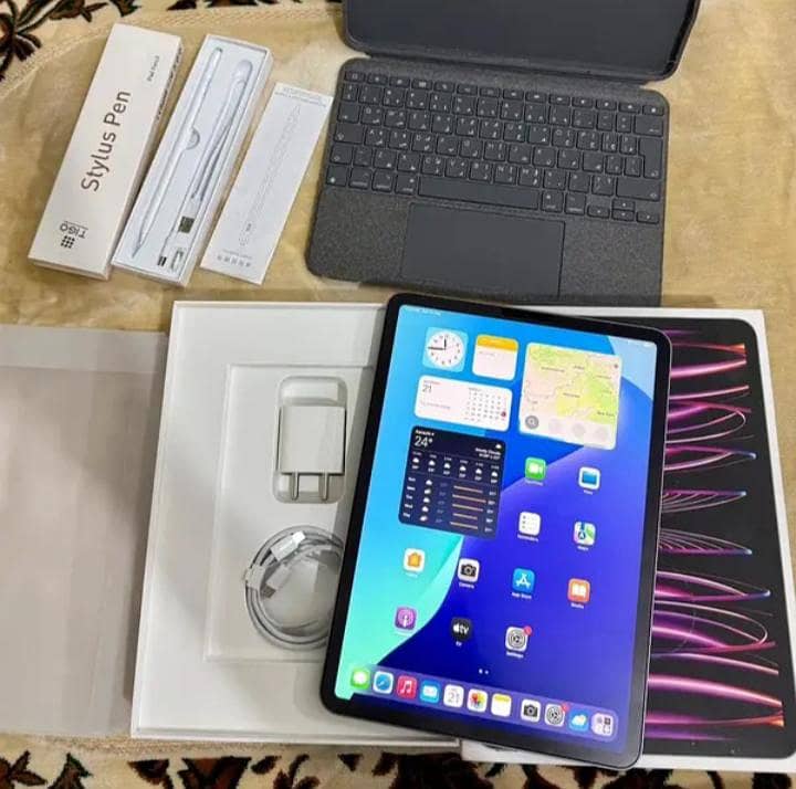 iPad pro M2 1