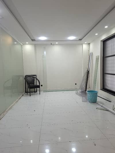 Ground floor + basement for rent main boulevard ideal for brands serious client only