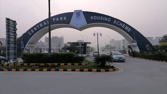 4 Marla Facing Park Plot In B Block Central Park All Dues Clear Possession Paid Facing Park Paid