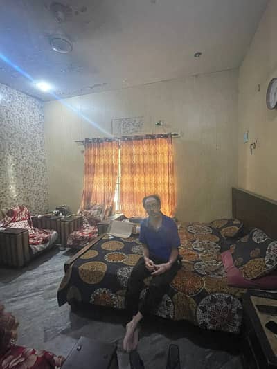 5 Marla house for sale good condition with gas