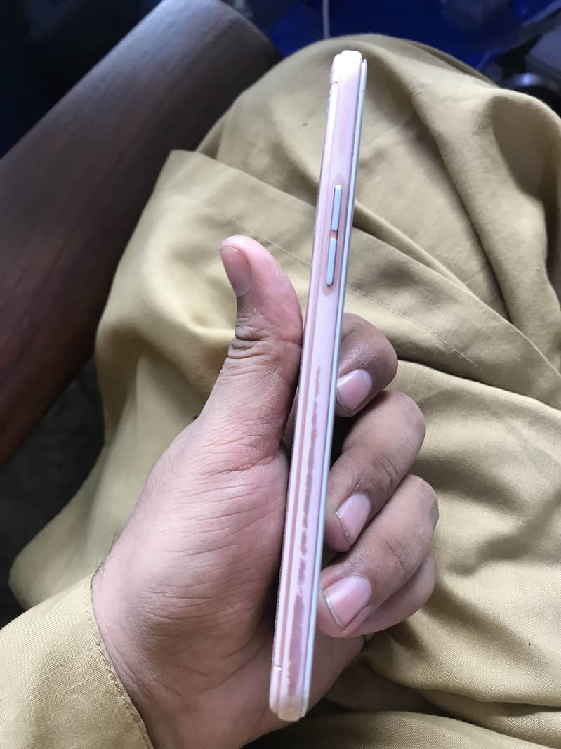 Oppo A57 3