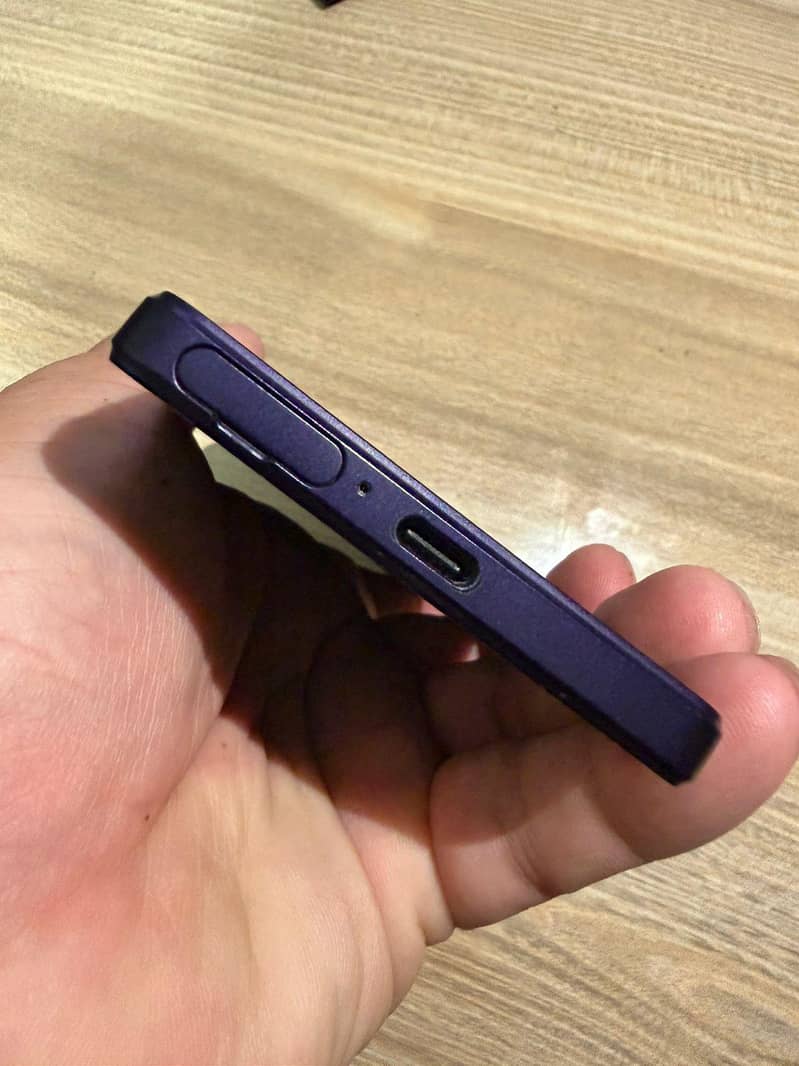 Sony Xperia 1 Mark 4 4
