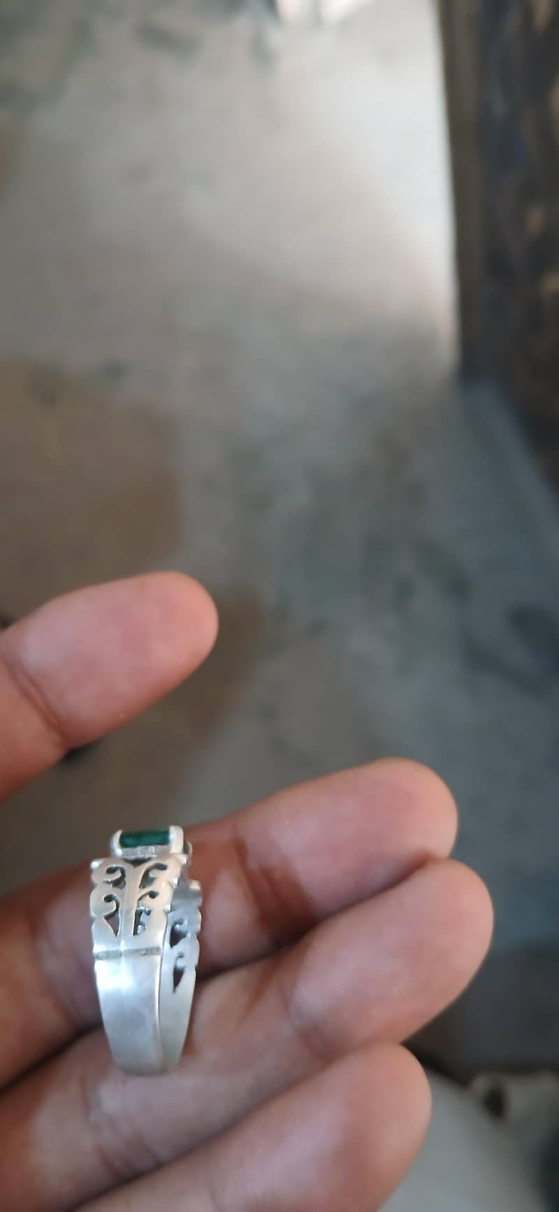 Emeraled ring 2