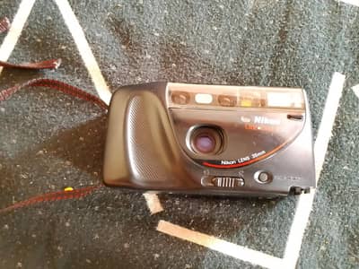 untouched vintage Camara
