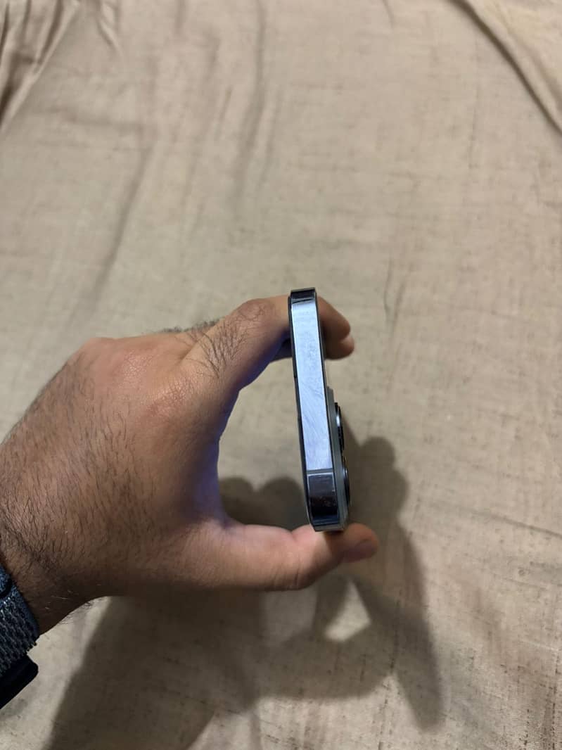 iPhone 13 Pro 3
