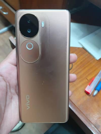 Vivo v40e