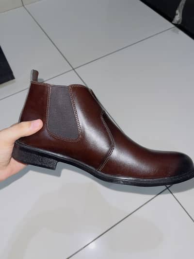 Chelsea boot for sale