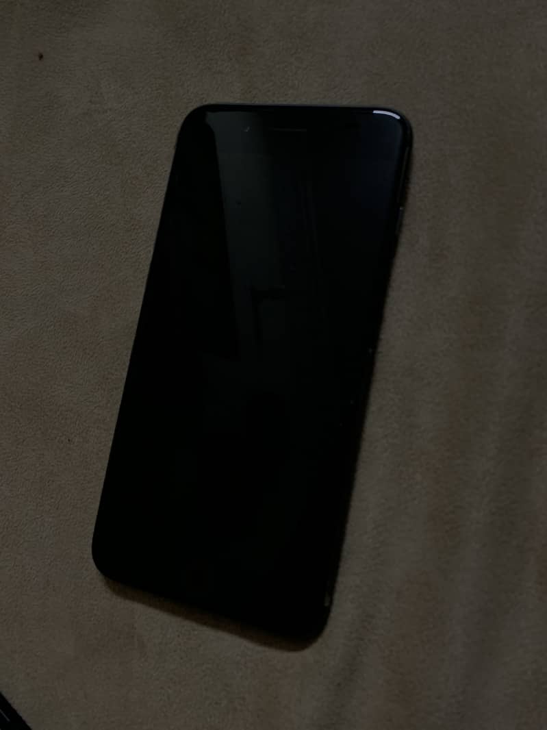 iphone 8 Plus 4