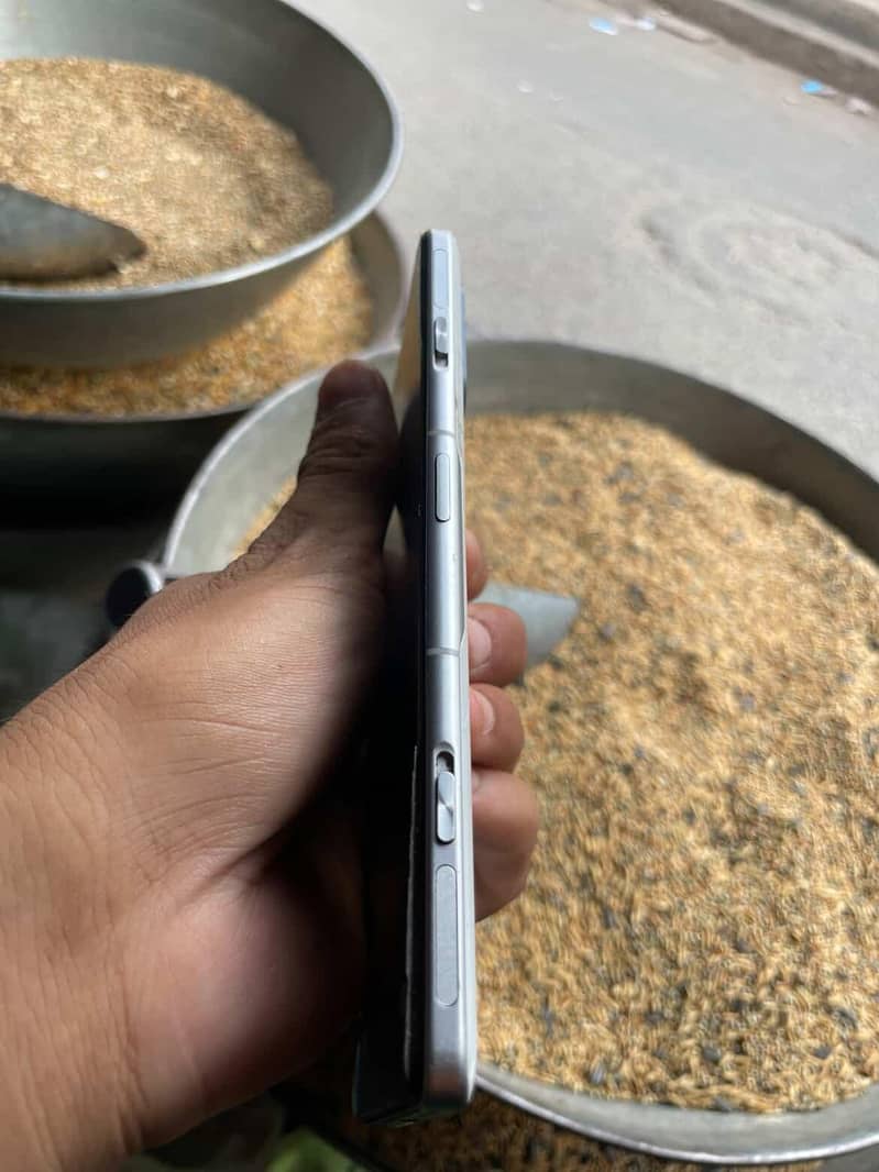 Redmi K40 0