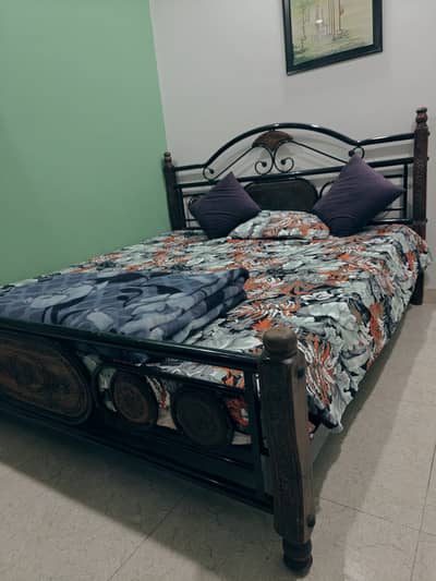 King Size Pure Wood & Heavy Steel Bed with 6 Inch MoltyFoam Mattress
